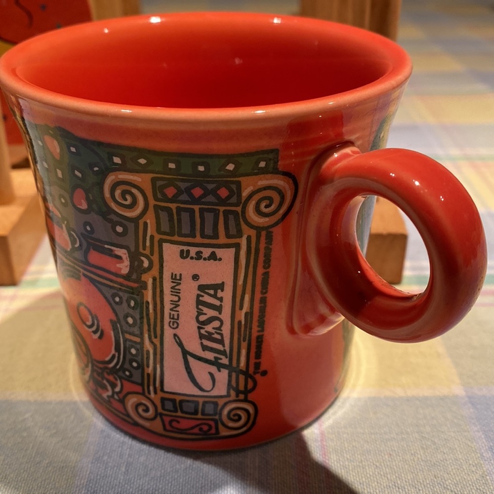 Fiestaware persimmon Christmas mug made for Betty Crocker. Perfect condition - Picture 4 of 6
